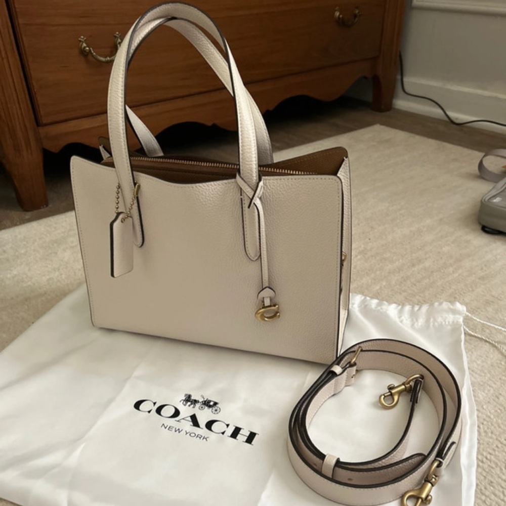 Coach Carter Carryall 28 Tote Bag